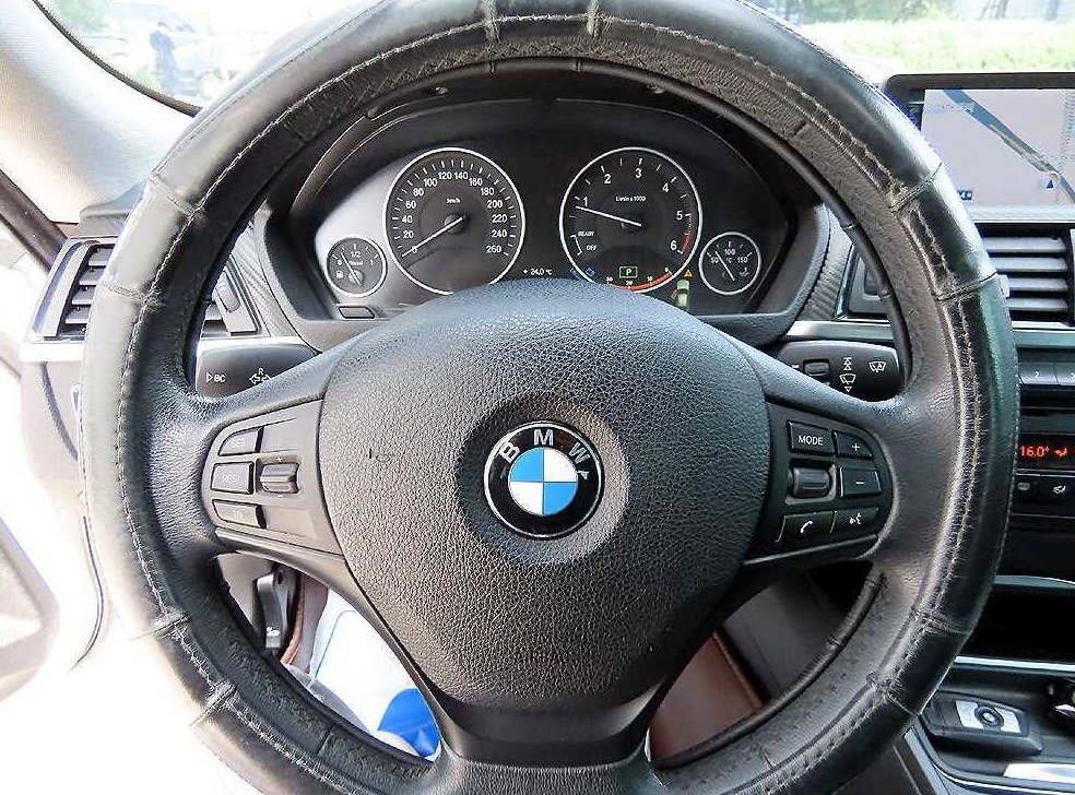 BMW 그란투리스모 GT 320D xDrive 사진 8