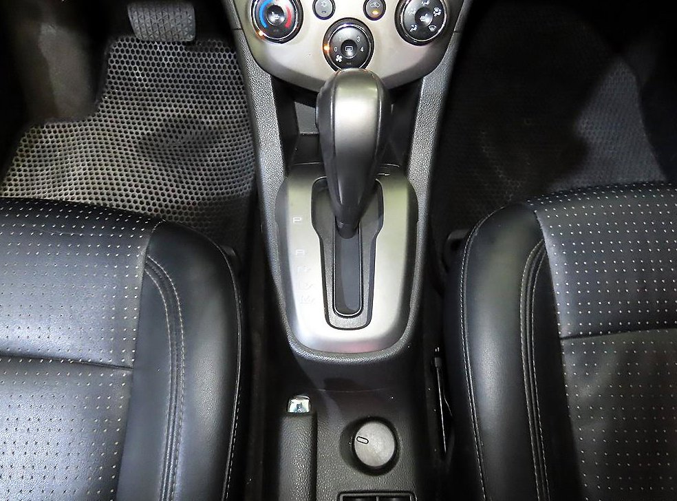 쉐보레 아베오 1.6 LS 사진 12
