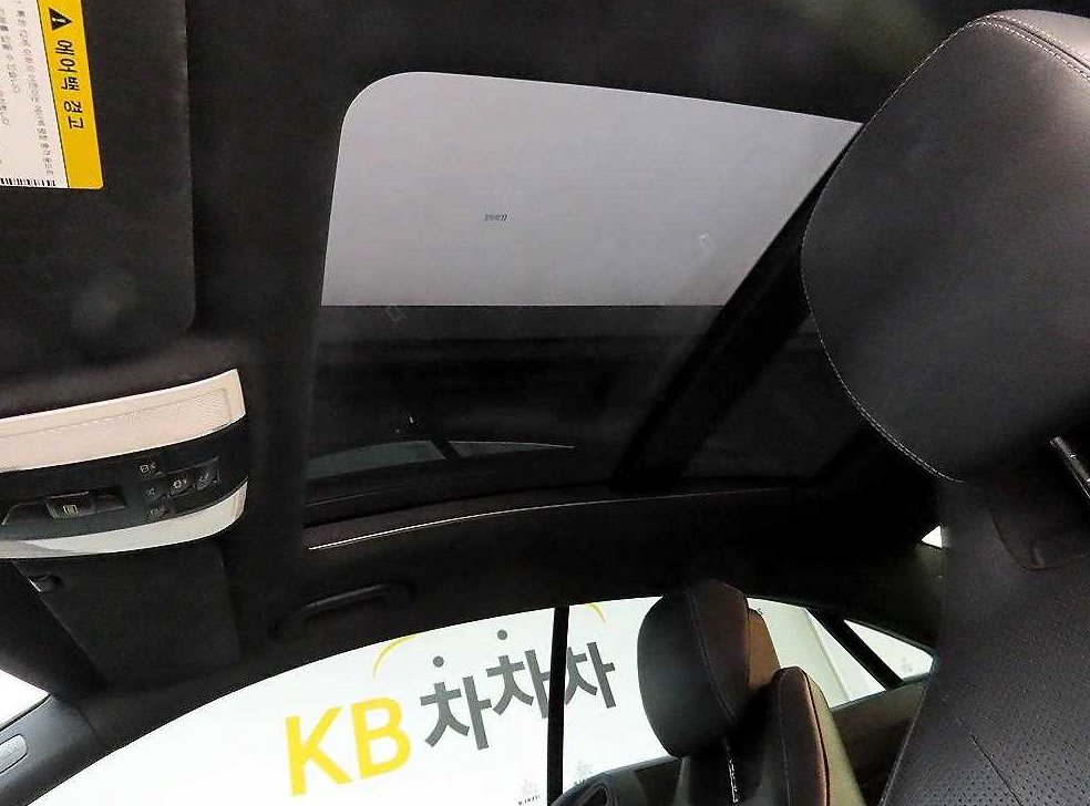 벤츠 E 클래스 E200 쿠페 사진 18