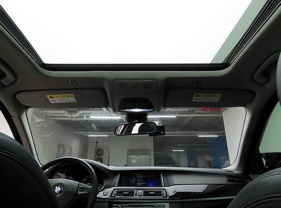 BMW 5시리즈 520d 사진 17
