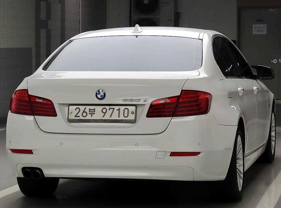BMW 5시리즈 520d 사진 4