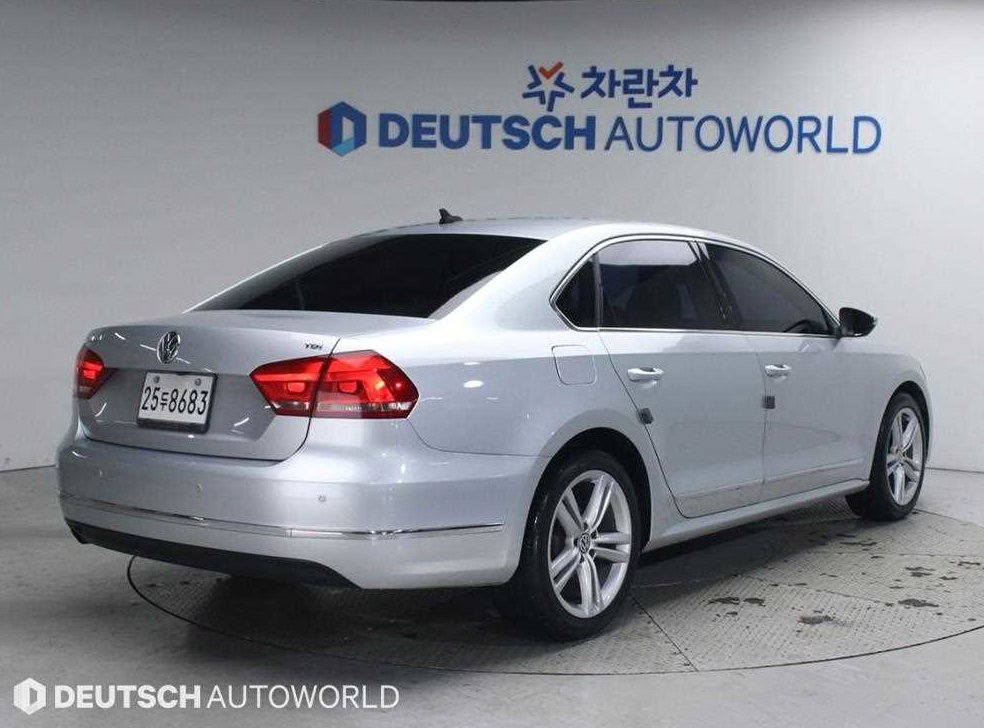 폭스바겐 파사트 2.0 TDI 사진 2