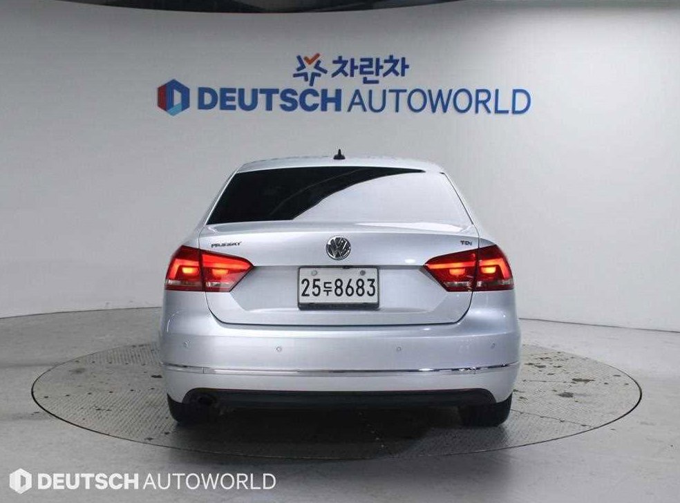폭스바겐 파사트 2.0 TDI 사진 4