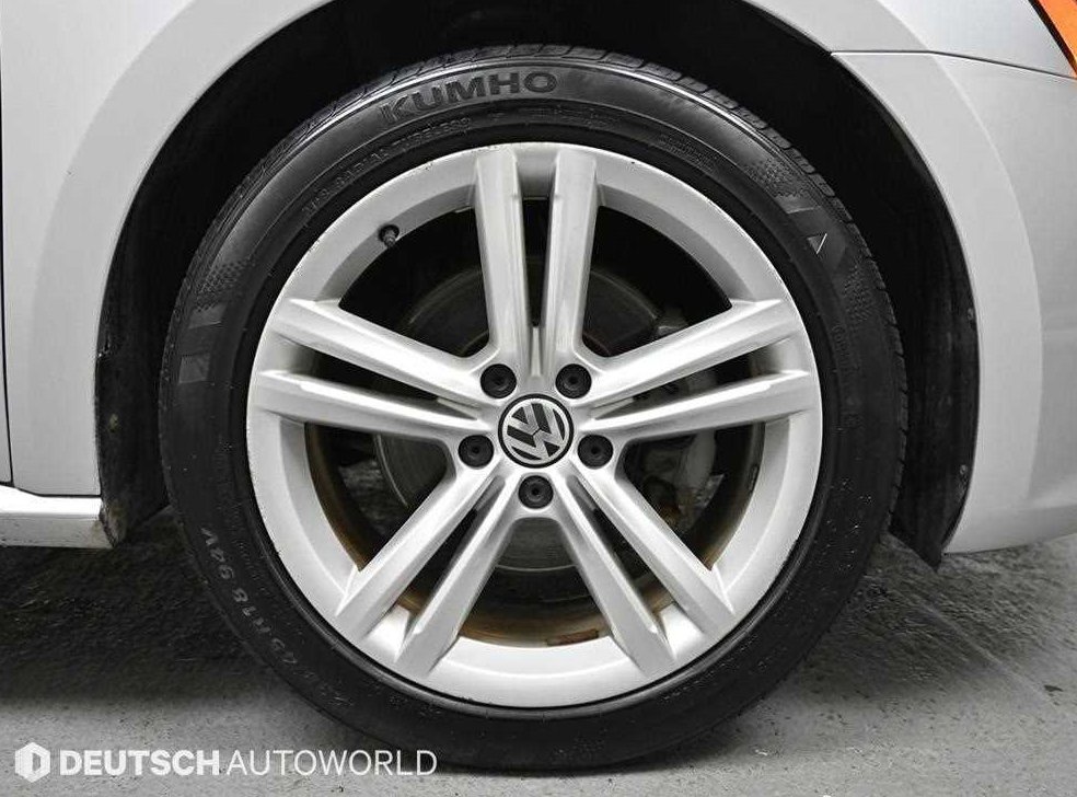 폭스바겐 파사트 2.0 TDI 사진 5