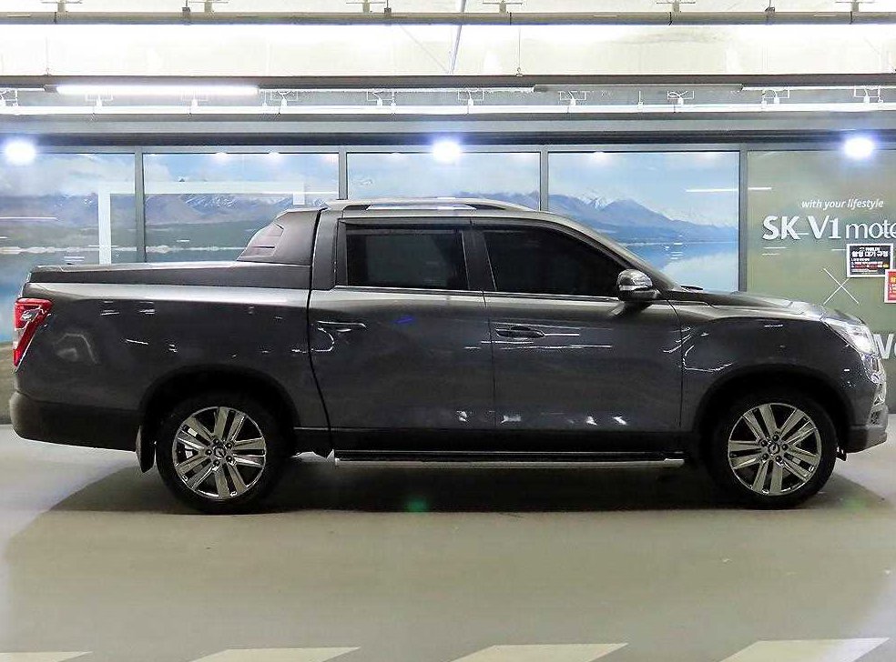 KG모빌리티(쌍용)  렉스턴 디젤 2.2 4WD 사진 3