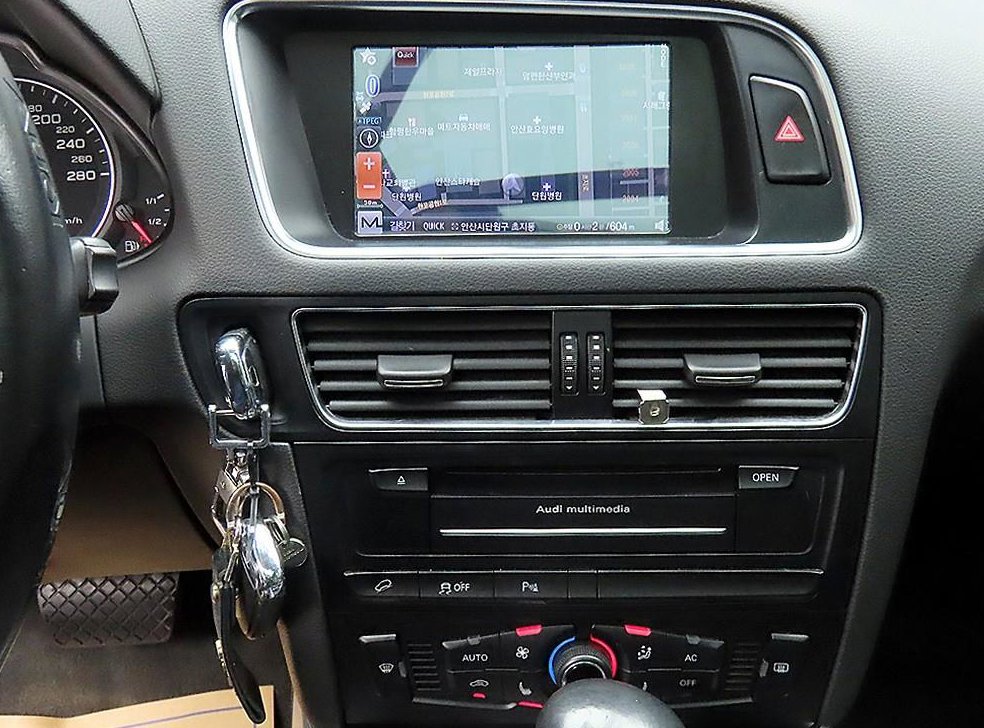 아우디 Q5 2.0 TDI 콰트로 사진 14