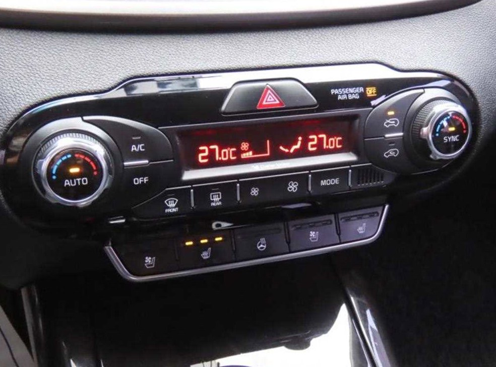 기아 쏘렌토 디젤 2WD 2.0 프레스티지 사진 7