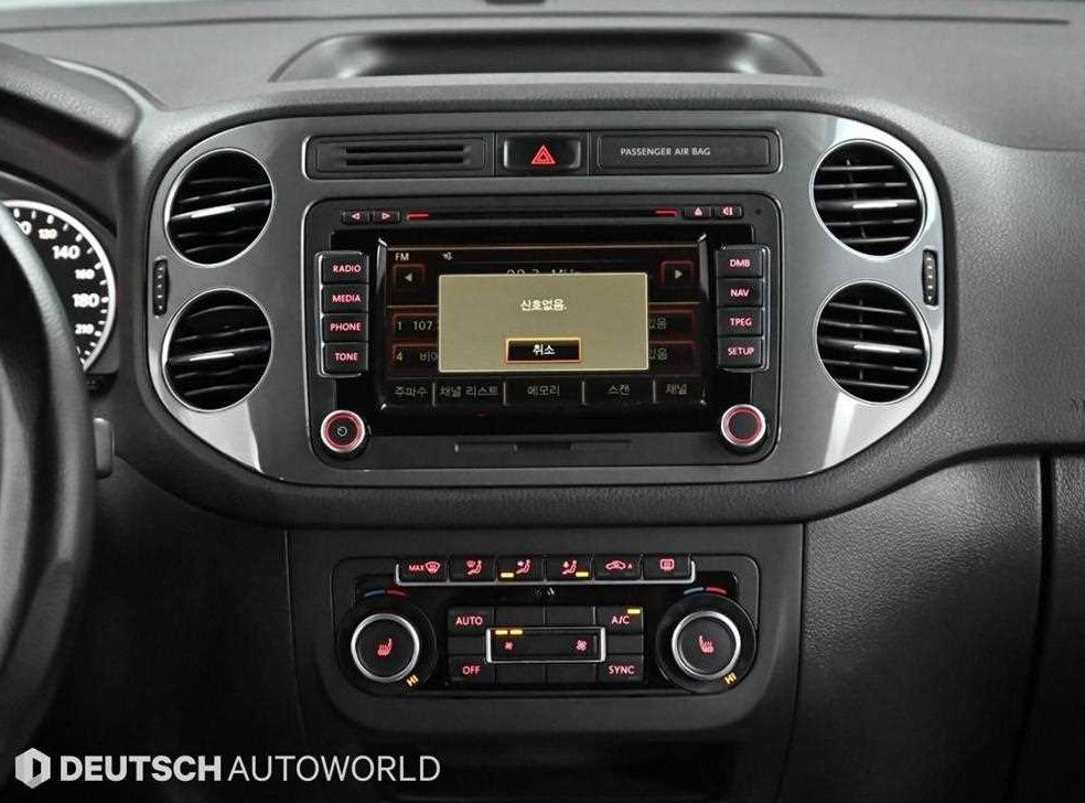 폭스바겐 티구안 2.0 TDI R-라인 사진 14