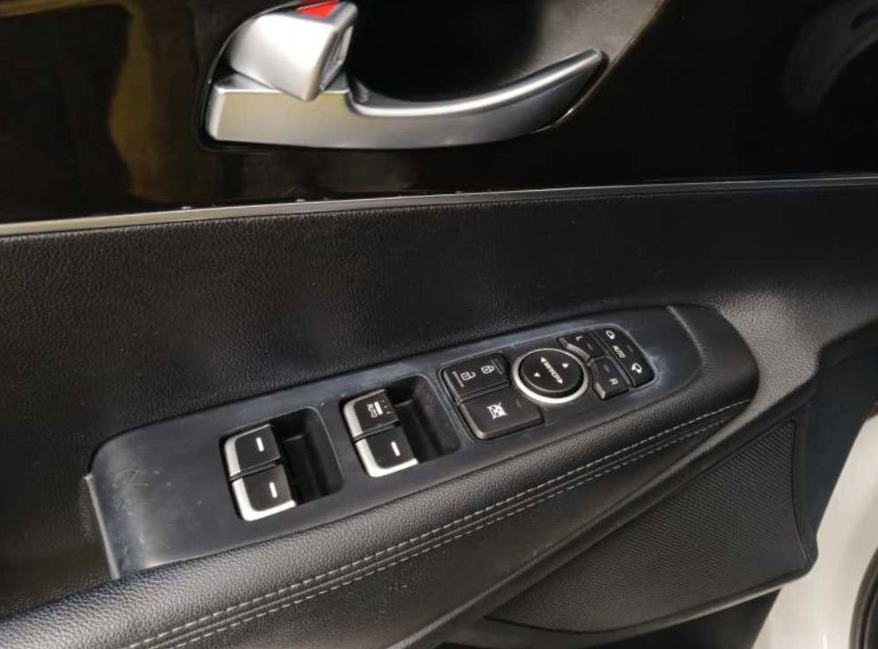 기아 쏘렌토 디젤 2WD 2.0 노블레스 사진 9