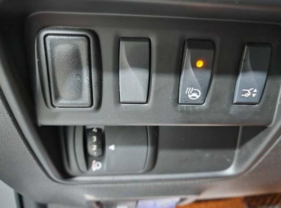 르노코리아(삼성) QM6 2.0 LPe RE 시그니처 2WD 사진 17