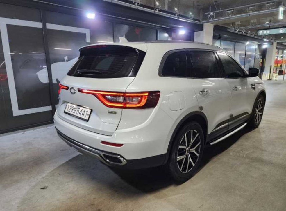 르노코리아(삼성) QM6 2.0 LPe RE 시그니처 2WD 사진 3