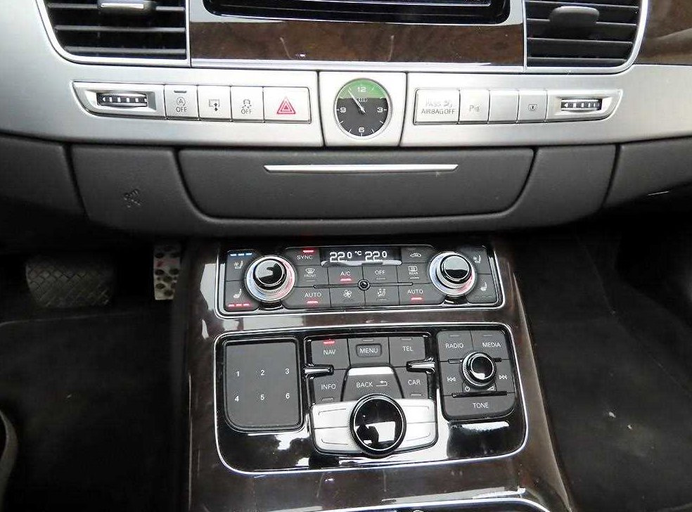 아우디 A8 60 TDI 콰트로 사진 10