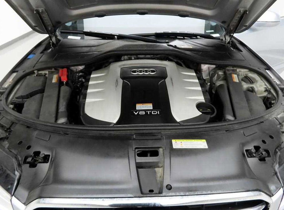 아우디 A8 60 TDI 콰트로 사진 20