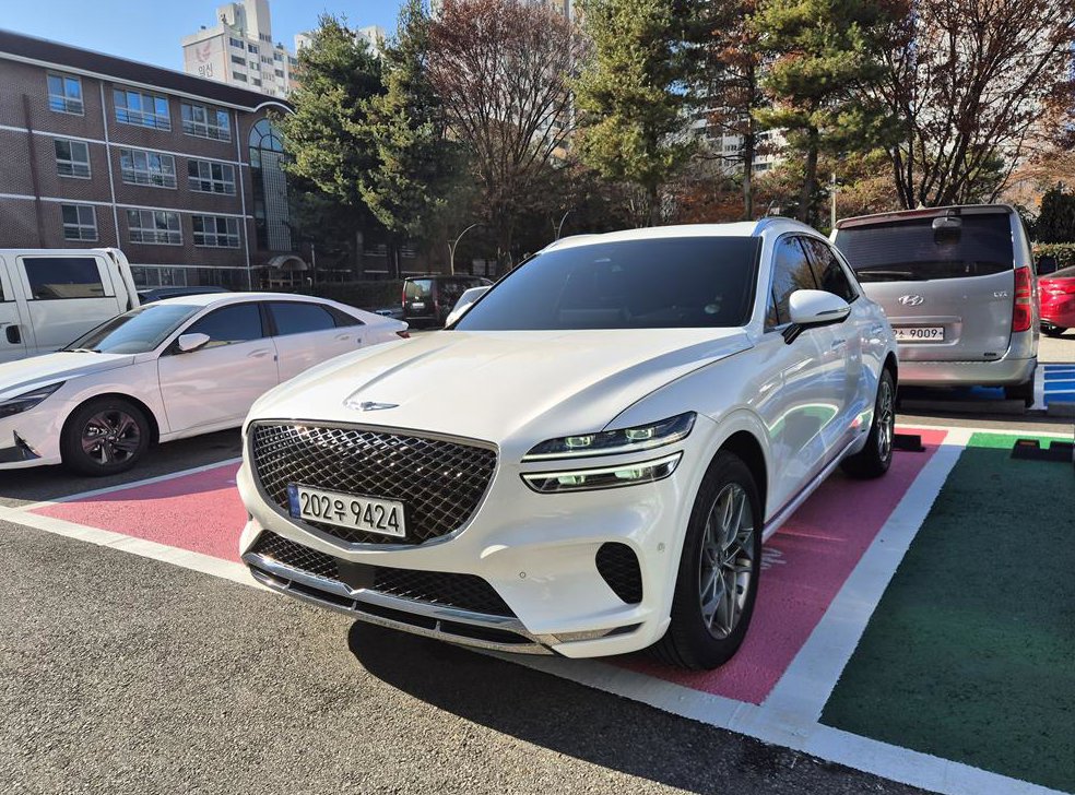 제네시스 GV70 2.5T 가솔린 AWD 사진 3