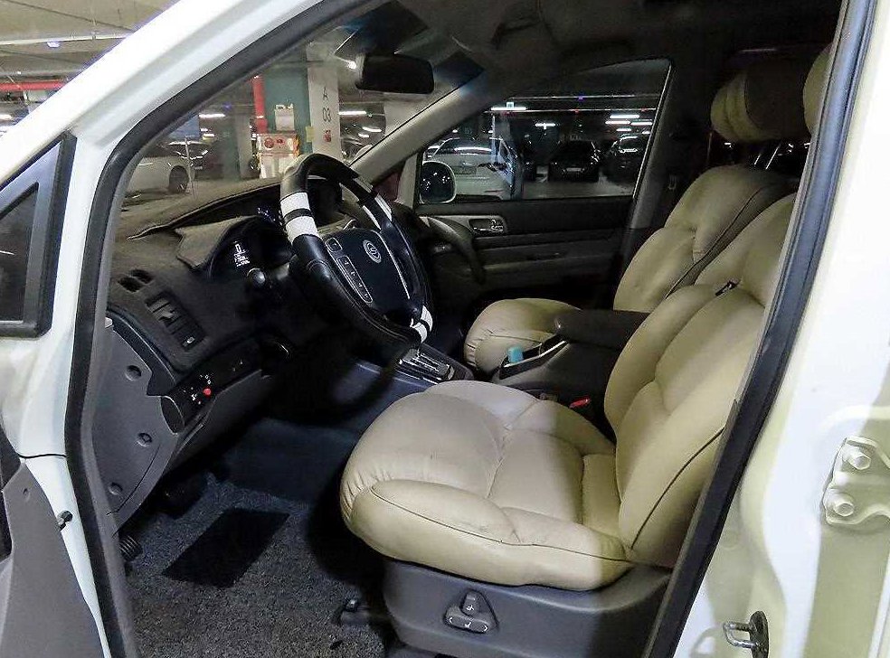KG모빌리티(쌍용)  코란도 4WD GT 사진 6