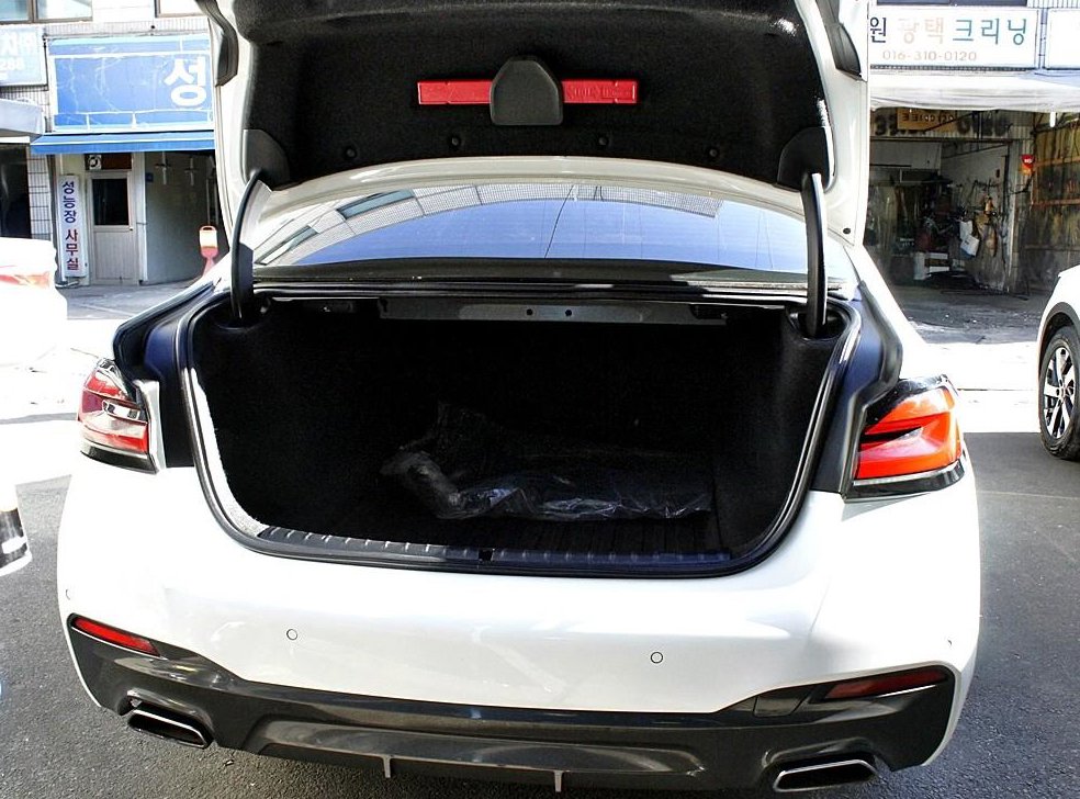 BMW 5시리즈 530i M 스포츠 사진 18