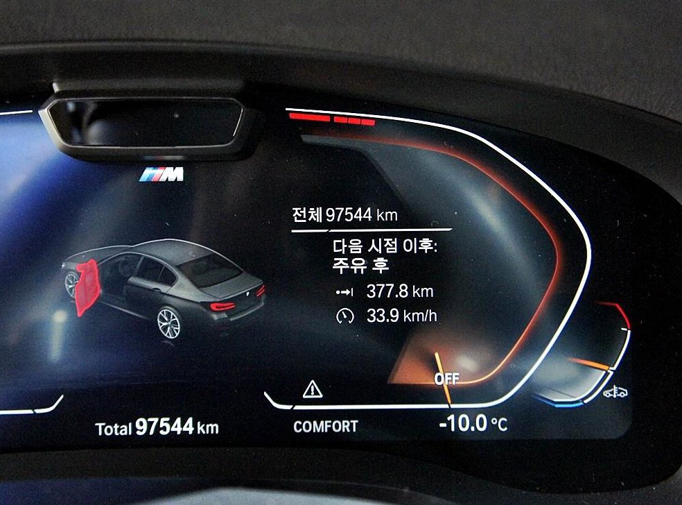 BMW 5시리즈 530i M 스포츠 사진 9