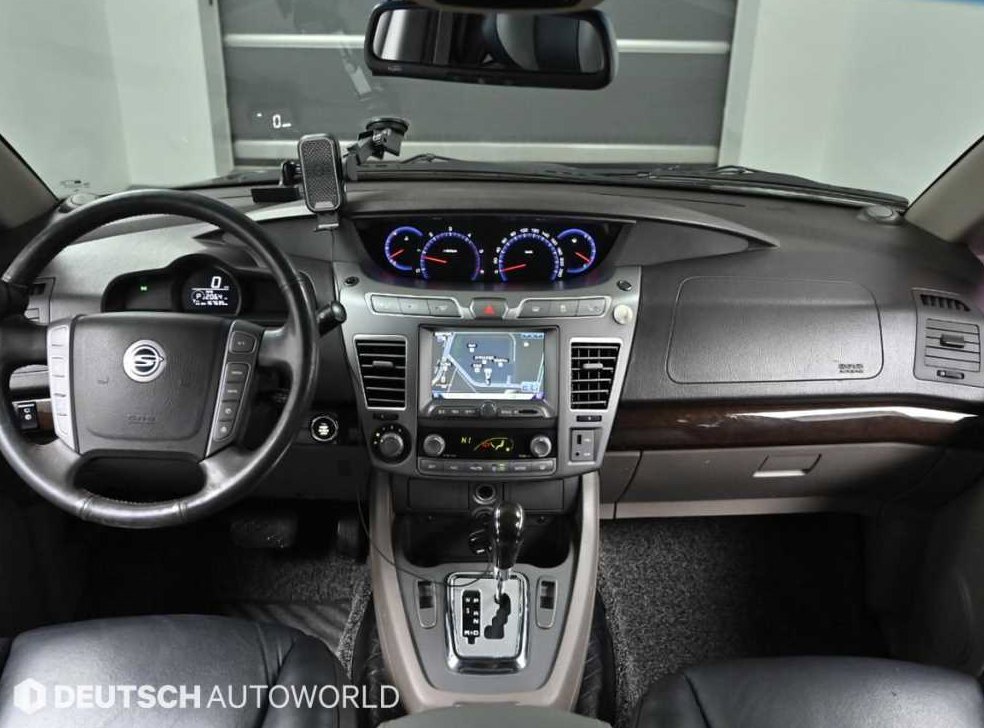 KG모빌리티(쌍용)  코란도 4WD 샤토 사진 6