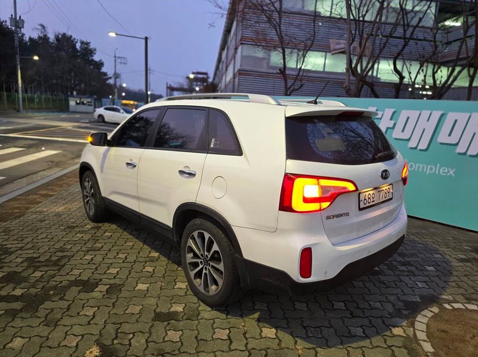 기아 쏘렌토 2WD 2.0 TLX 사진 5