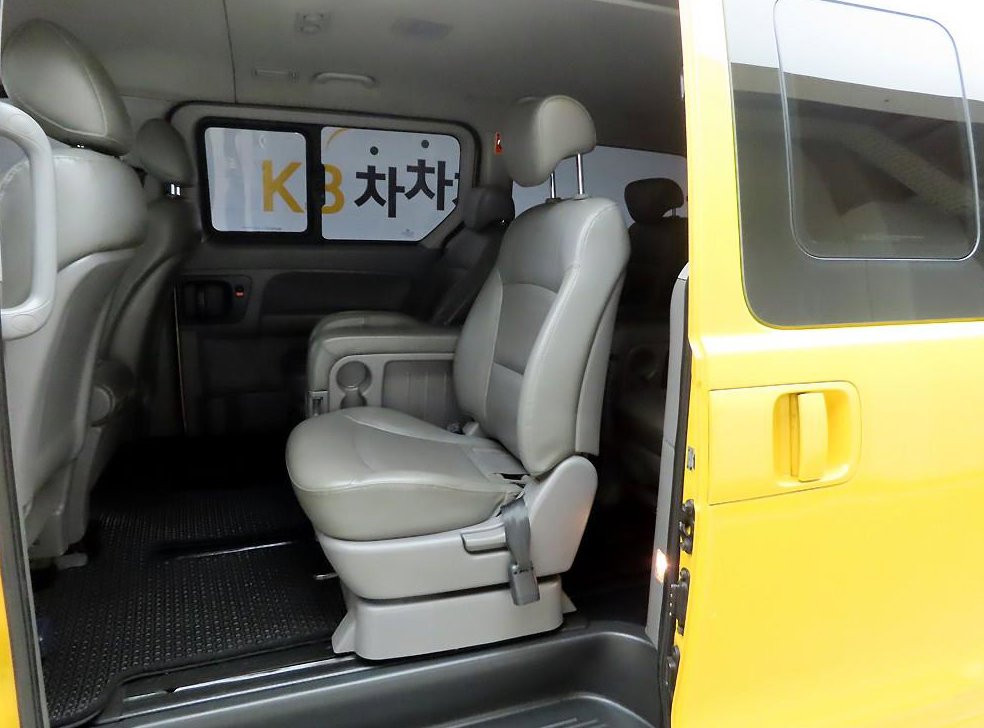 현대 스타렉스 12인승 왜건 사진 14
