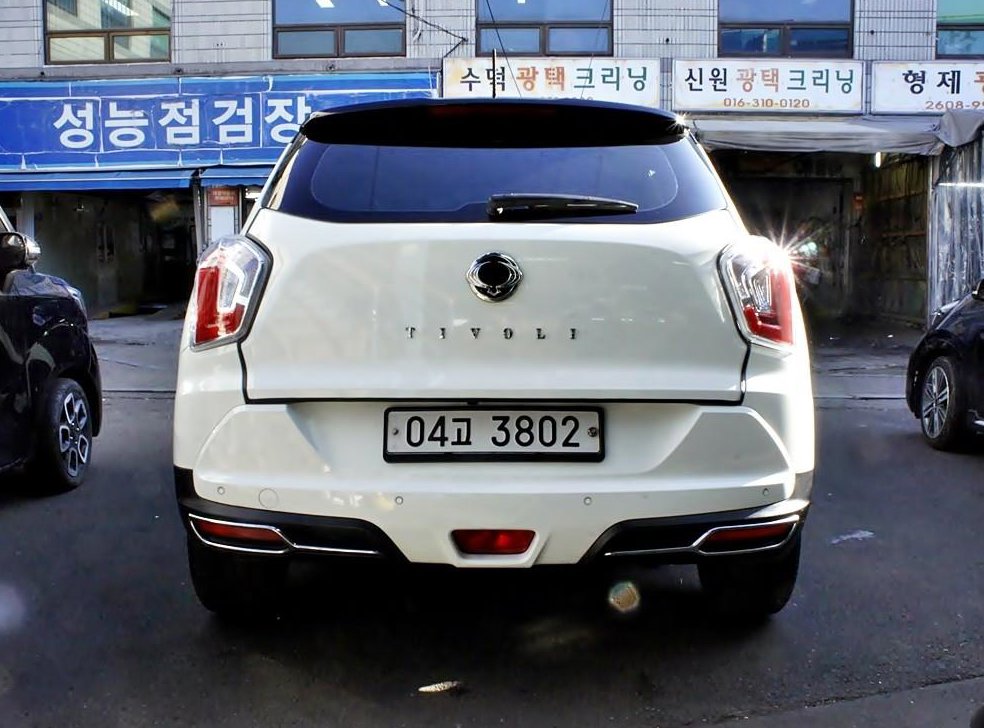 KG모빌리티(쌍용)  티볼리 2WD 가솔린 기어 플러스 사진 3