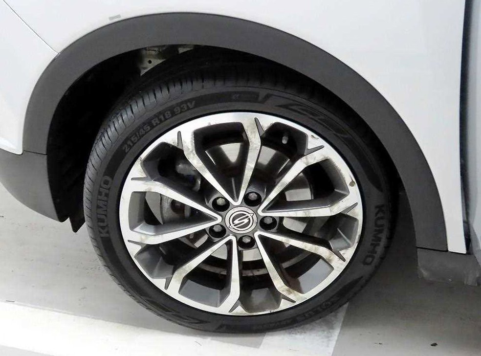 KG모빌리티(쌍용)  티볼리 2WD 가솔린 1.6 RX 사진 19