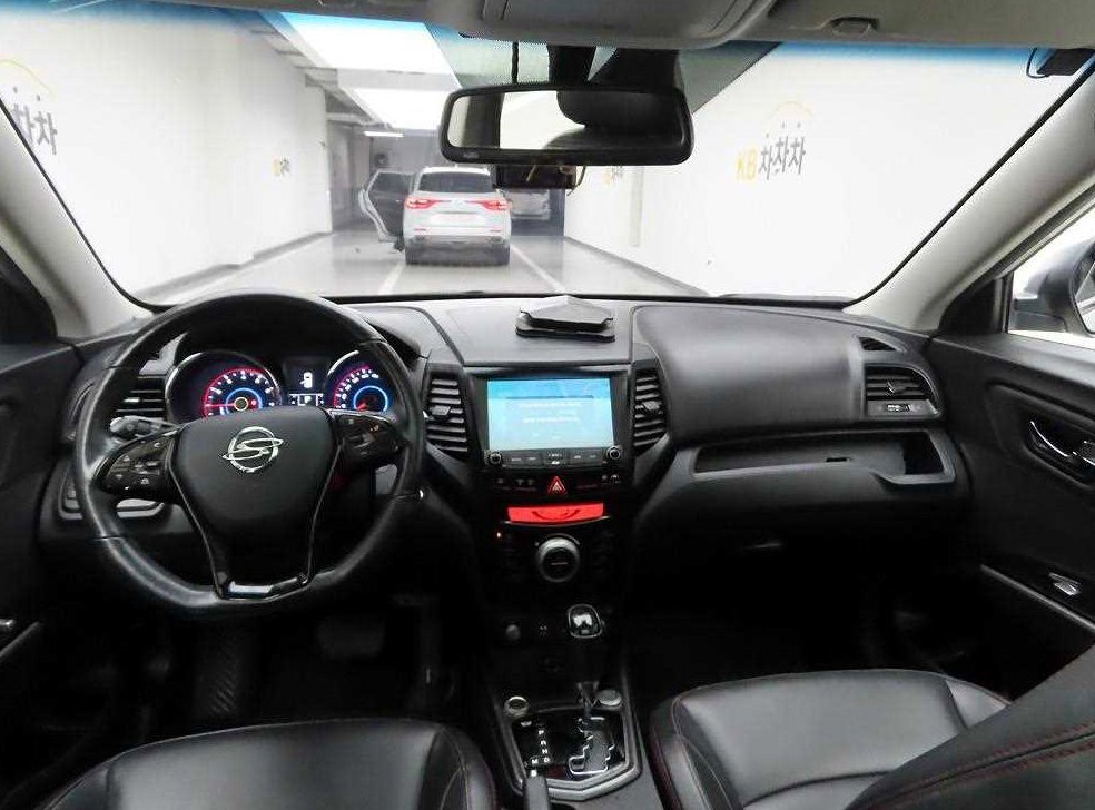 KG모빌리티(쌍용)  티볼리 2WD 가솔린 1.6 RX 사진 7