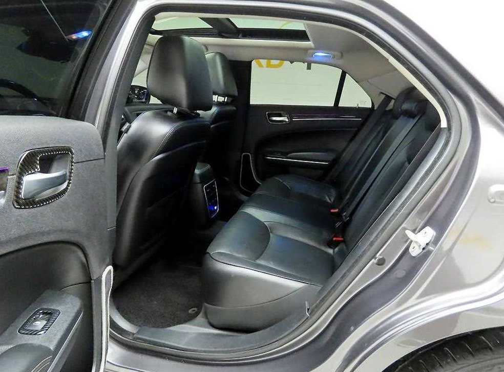 크라이슬러 300C 3.6 사진 14