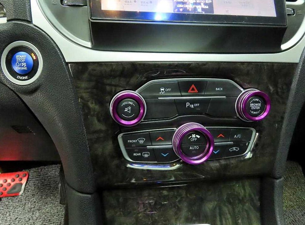 크라이슬러 300C 3.6 사진 9