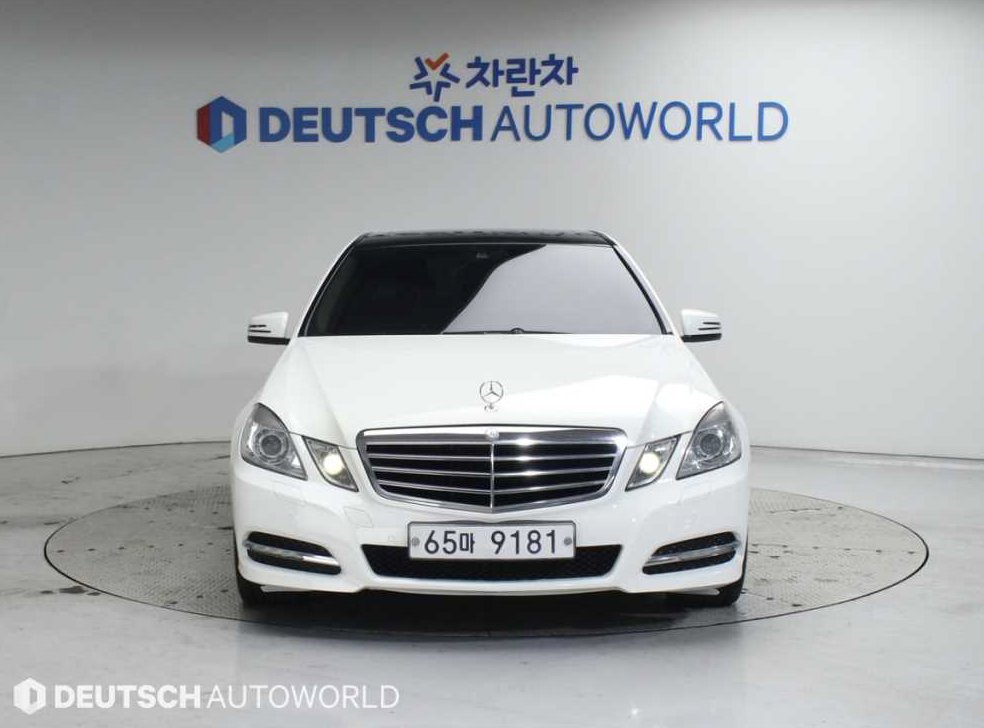 벤츠 E 클래스 E220 CDI 아방가르드 사진 3