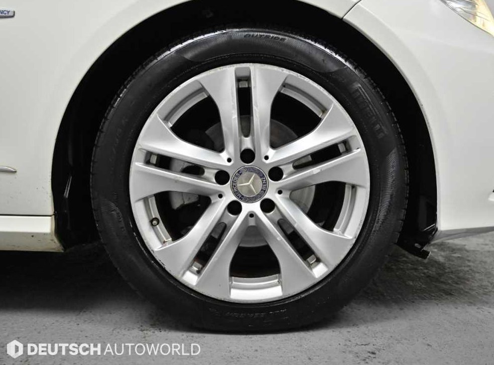벤츠 E 클래스 E220 CDI 아방가르드 사진 5