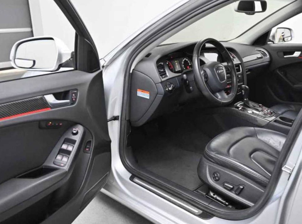아우디 A4 2.0 TFSI 콰트로 사진 11