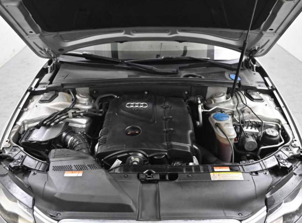 아우디 A4 2.0 TFSI 콰트로 사진 6