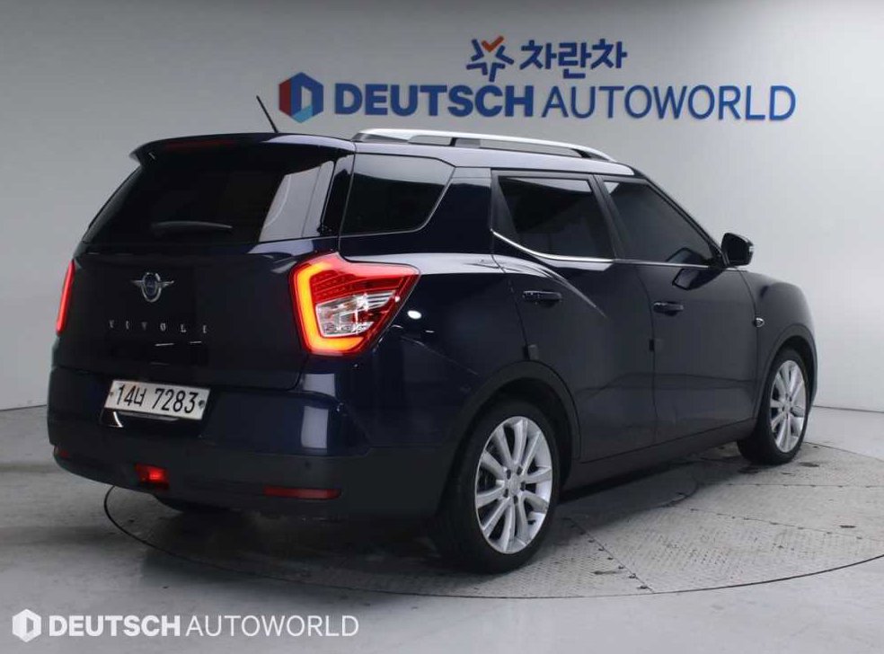 KG모빌리티(쌍용)  티볼리 2WD 디젤 1.6 IX 사진 2