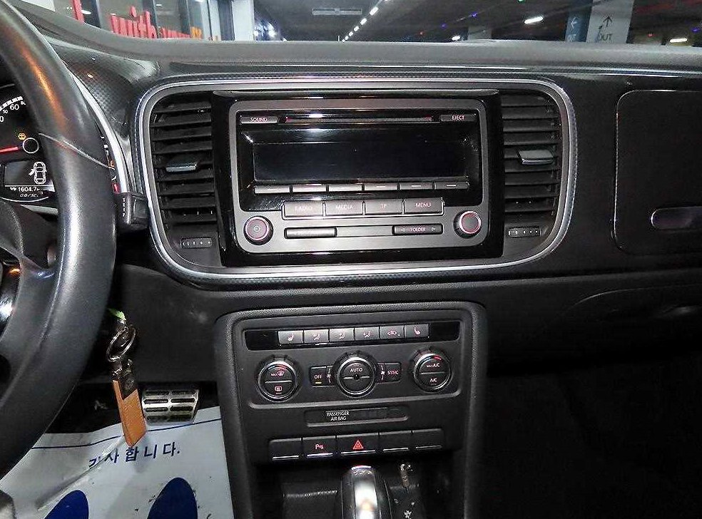 폭스바겐 비틀 2.0 TDI 사진 11