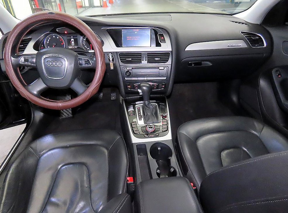 아우디 A4 2.0 TFSI 콰트로 사진 10