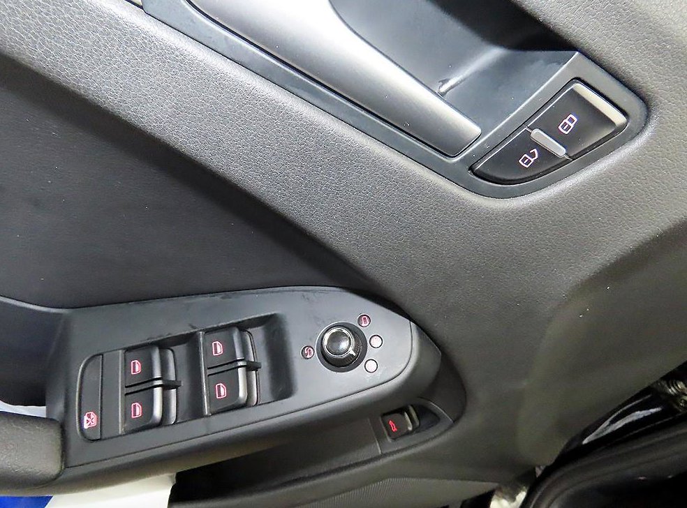 아우디 A4 2.0 TFSI 콰트로 사진 13