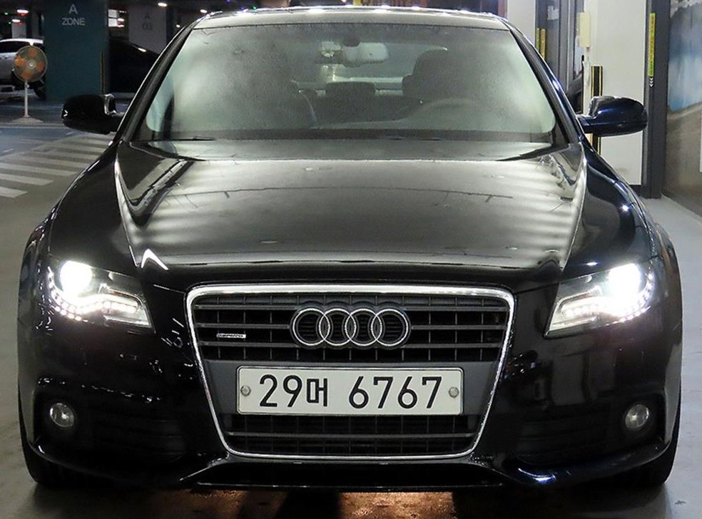 아우디 A4 2.0 TFSI 콰트로 사진 2