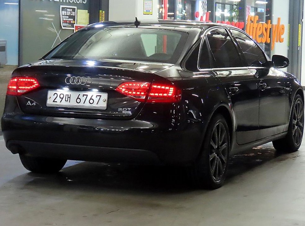 아우디 A4 2.0 TFSI 콰트로 사진 4