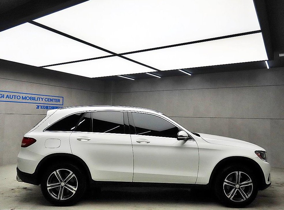 벤츠 GLC 클래스 GLC 300 사진 2