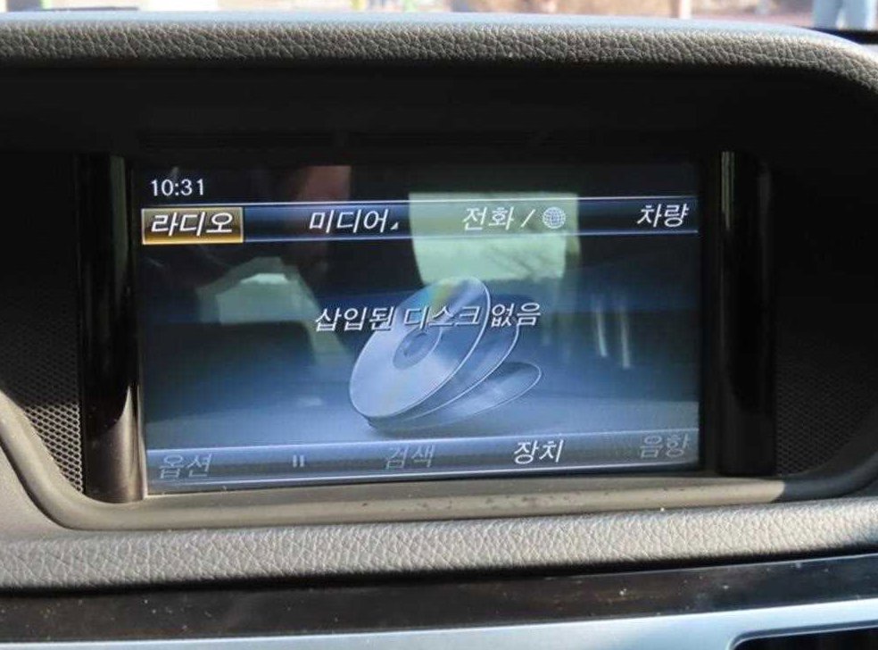 벤츠 E 클래스 E220 블루텍 아방가르드 사진 8