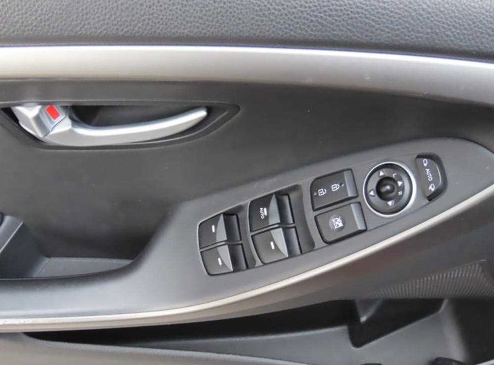 현대 i30 1.6 VGT 사진 12