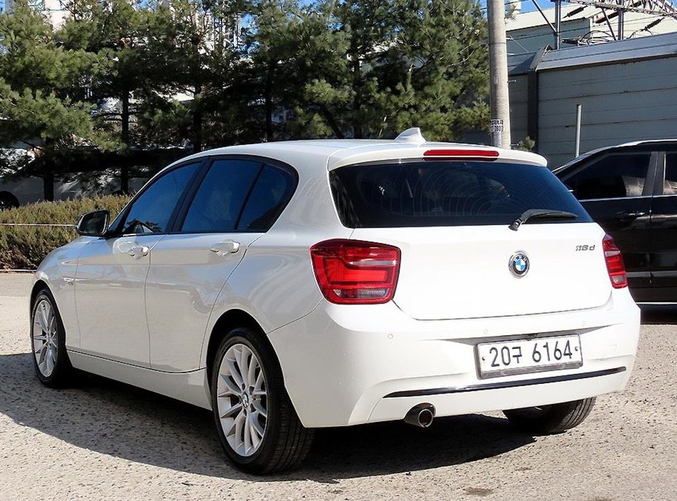 BMW 1시리즈 118d 스포츠 사진 3