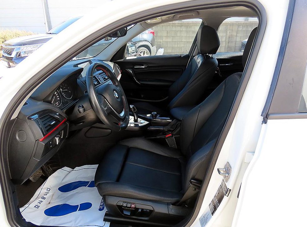 BMW 1시리즈 118d 스포츠 사진 5