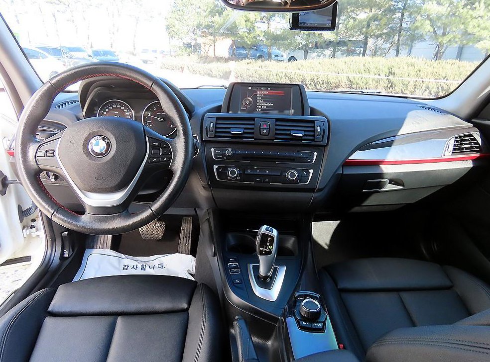 BMW 1시리즈 118d 스포츠 사진 7