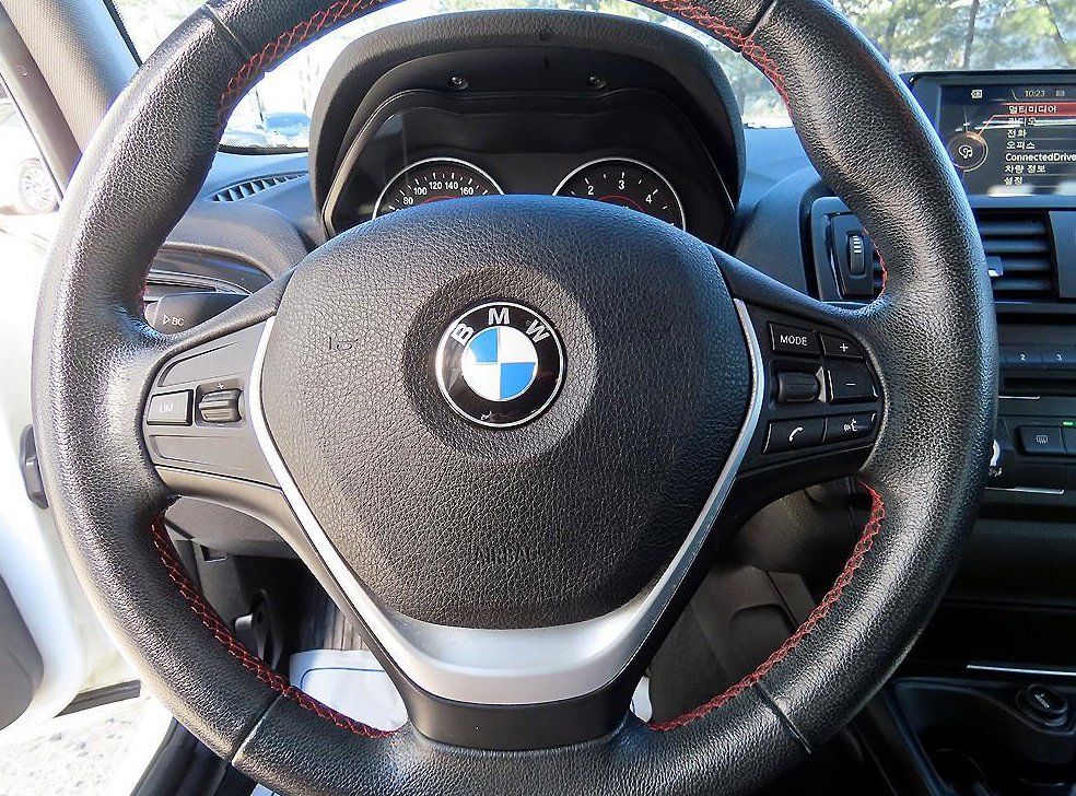 BMW 1시리즈 118d 스포츠 사진 8