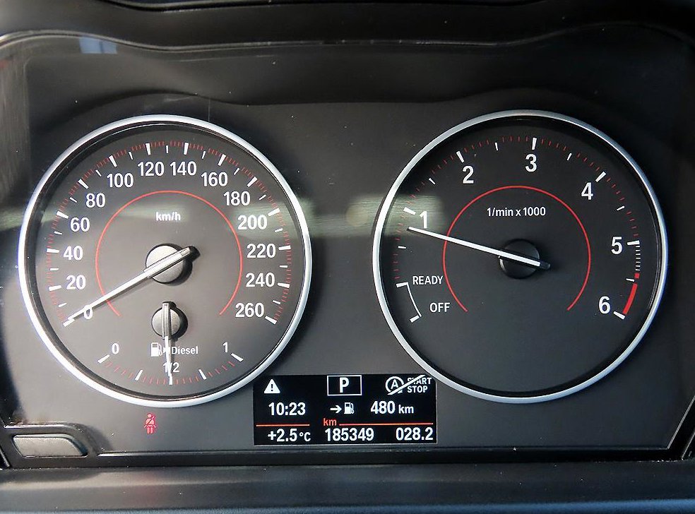 BMW 1시리즈 118d 스포츠 사진 9