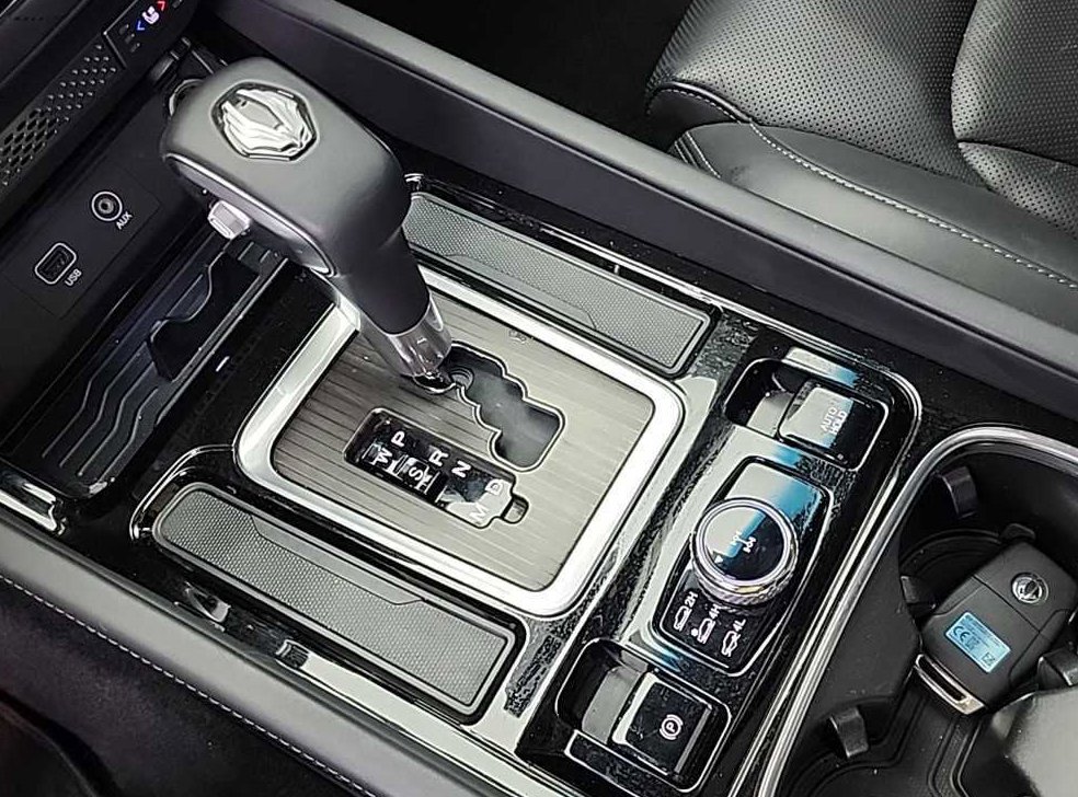 KG모빌리티(쌍용)  렉스턴 디젤 2.2 4WD 사진 8