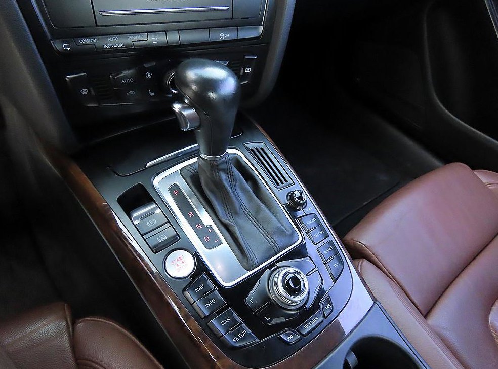 아우디 A5 2.0 TFSI 콰트로 카브리올레 사진 14