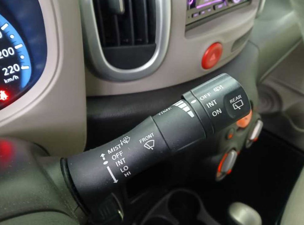닛산 큐브 1.8 S 사진 11